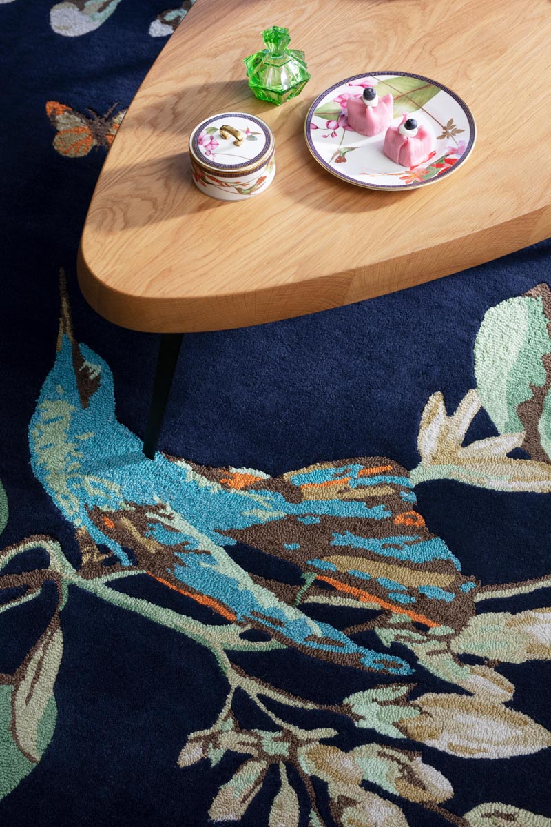Wedgwood - Wedgewood Hummingbird Navy 037818 - 250x350 cm Vloerkleed