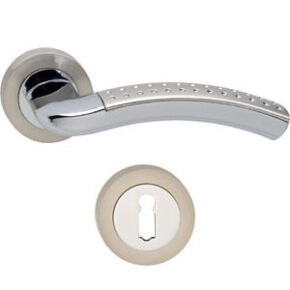 Intersteel Deurkruk Sharon op rozet met 7mm nokken met sleutelgat chroom/nikkel mat
