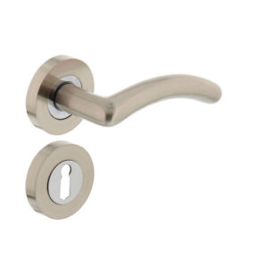 Intersteel Deurkruk Marieke op rozet met 7mm nokken met sleutelgat nikkel mat