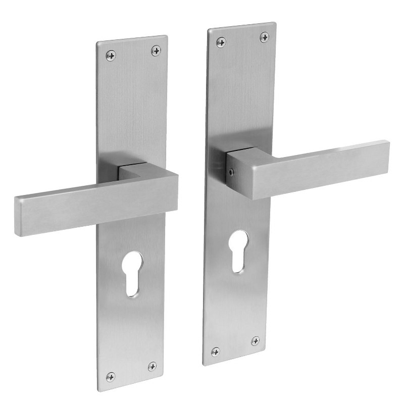 Intersteel Deurkruk Amsterdam op schild profielcilindergat 55mm RVS