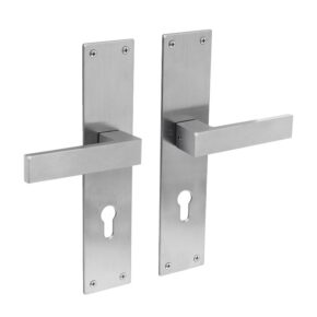 Intersteel Deurkruk Amsterdam op schild profielcilindergat 72mm RVS
