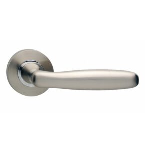 Intersteel Deurkruk Bjorn op rozet geveerd met 7mm nokken nikkel mat