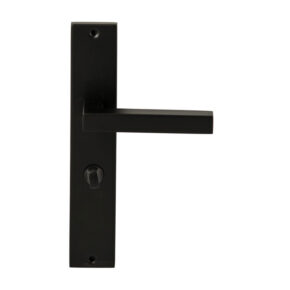 Hardbrass Deurkruk Geneve Zwart op rechthoekig langschild WC63mm met 8mm stift