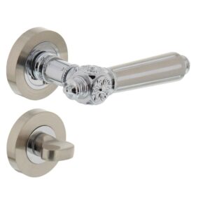 Intersteel Deurkruk Julietta op rozet met 7mm nokken met toilet-/badkamersluiting chroom