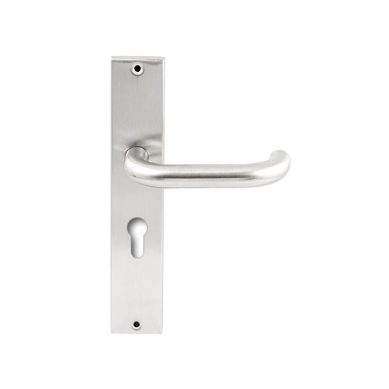 Hardbrass Deurkruk Stockholm RVS op rechthoekig langschild profielcilinder 55mm